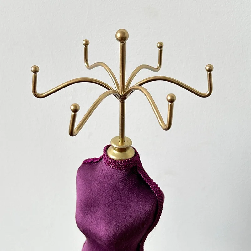 المخملية حامل المجوهرات الجواهري الحد الأدنى القرط تخزين حامل المعارض مكافحة قلادة عرض الرف تغليف المجوهرات الدعامة