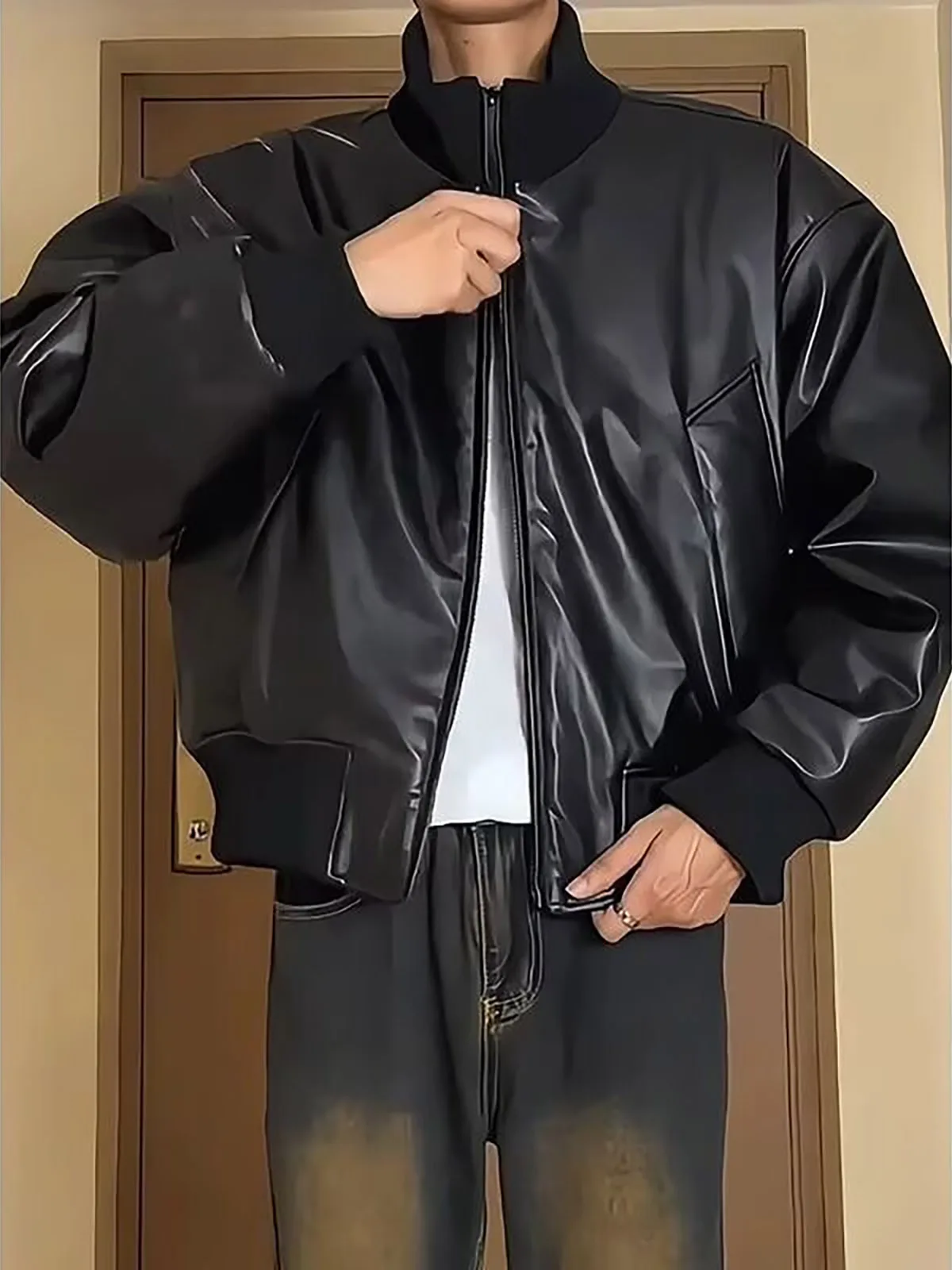 

American Sle Cotton PU Leather Jaet Men's Winter Thiened Wide ape Motorcycle Sle Stand Collar Cotton Coat