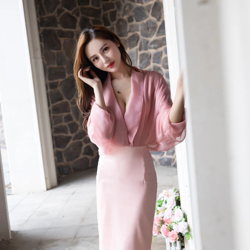 

Satin Pink Elegant Fake Two Pieces Set Dress Women Spring Summer Retro Pleated Bat Sleeve Stitched Hip Slim Le Palais Vintage