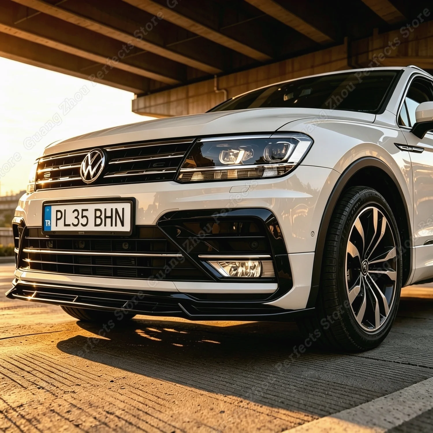 Front Bumper Splitter For Volkswagen Tiguan R-Line MK2 Pre-Facelift 2017 2018 2019 2020 Lip Diffuser Glossy Black BodyKit Tuning