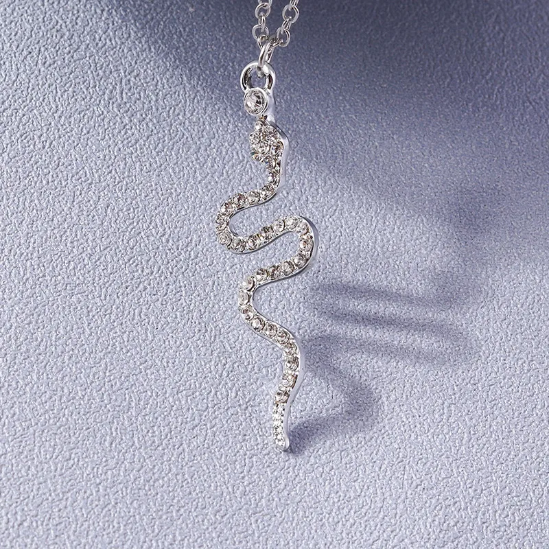 Aihua Elegent Punk Kristall Schlange Halskette Strass Tier Halskette Trendy Weiblich Männlich Geburtstag Party Designer Schmuck Geschenke – Detail 9