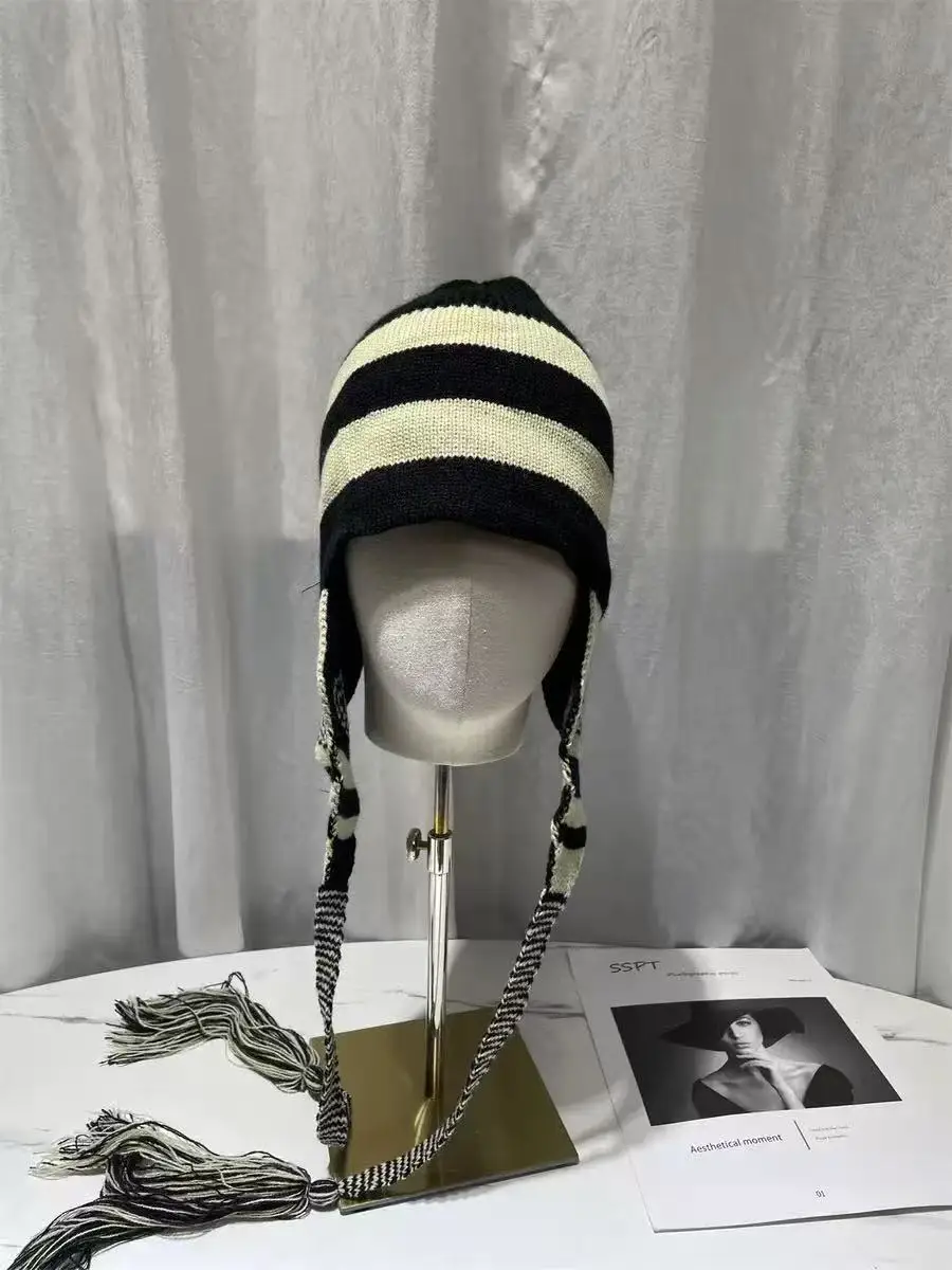 Anime NANA Hat Stripe Tassel Ear Protection Woolen Lei Feng Hat Warm Knitted Flying Hat Trendy Accessories Cosplay Fans Gifts view 3