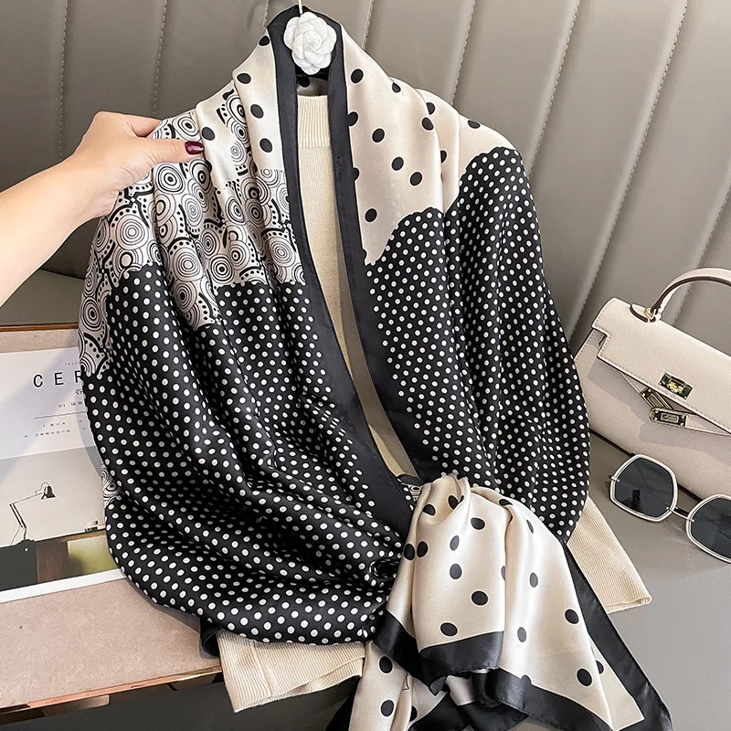 Fashionable polka dot circle scarf casual color block smooth shawl outdoor windproof sunscreen travel beach towel