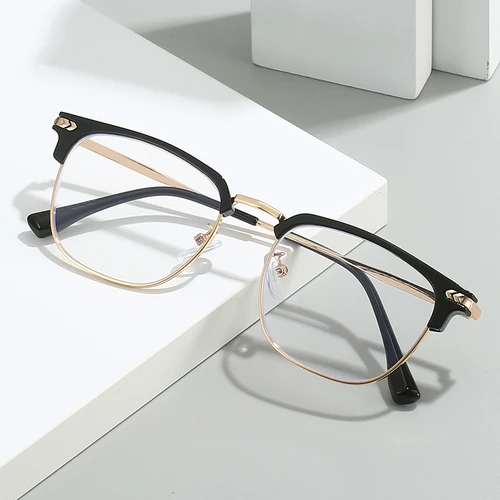 Imagen 2 del producto 0-0,5-1,0 a-6,0 gafas cuadradas antirayos azules para miopía para mujeres y hombres, gafas fotocromáticas para miopía con bisagra de Metal Vintage