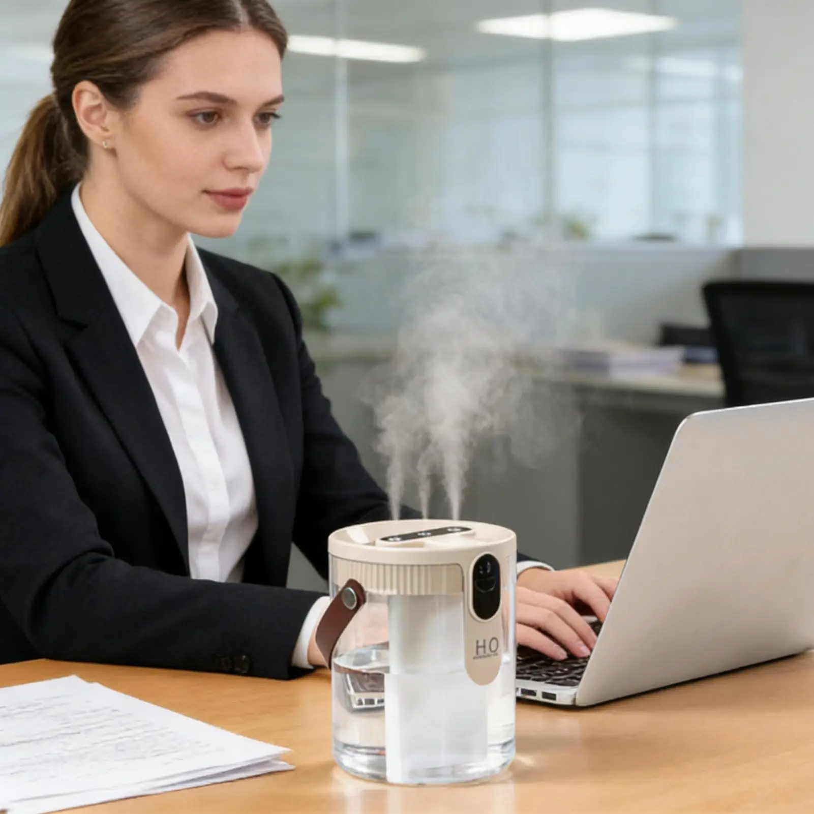 

Humidifiers for Bedroom 2.5L Quiet Mist Maker 5 Mist Levels Portable Humidifier with 3 Nozzles for Bedroom Home Desk Travel