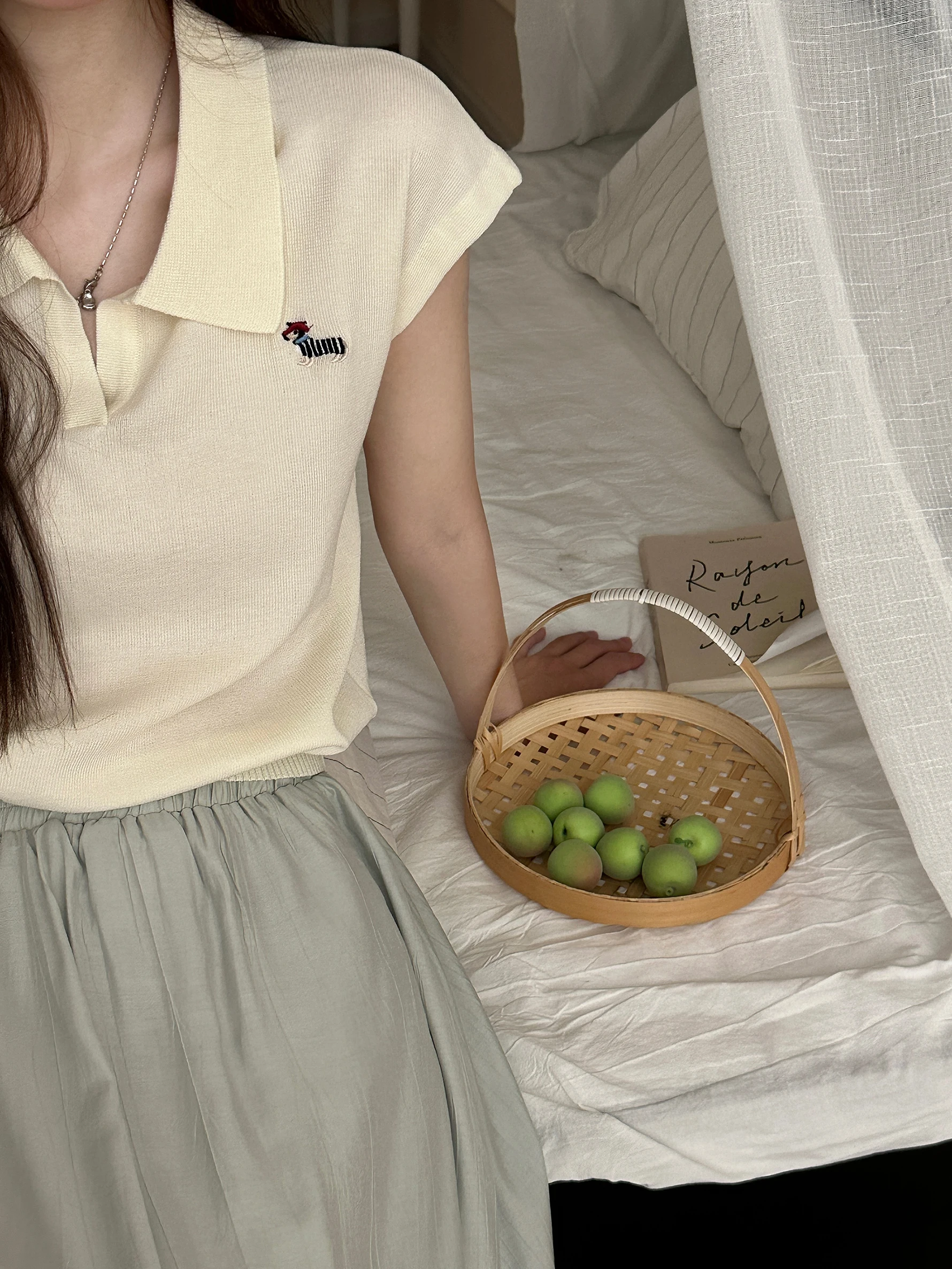 

Летняя женская футболка Hellokay с коротким рукавом, вязаная, в полоску, с вышивкой, прямого кроя, повседневная, модная, в корейском стиле