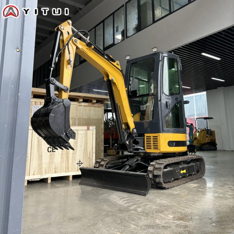 حفارة زاحفة صغيرة حفار هيدروليكي آلات بناء صغيرة مدمجة لمزرعة الحديقة والمناظر الطبيعية حسب الطلب