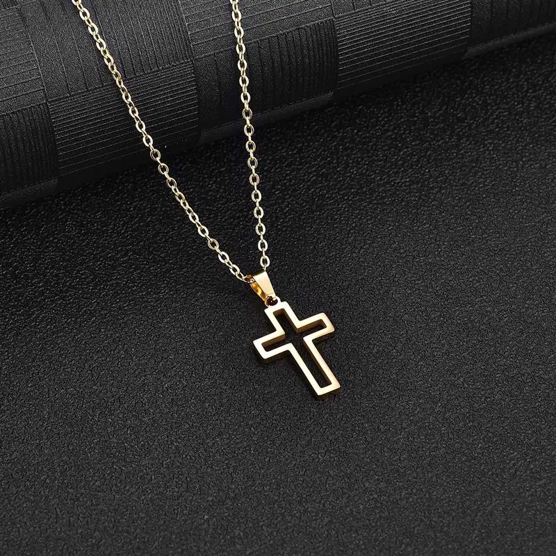 Fashion Cross Necklace For Women Men Stainless Steel Chain Cross Pendant Necklace Jesus Christian Charm Chokers Jewelry Gifts