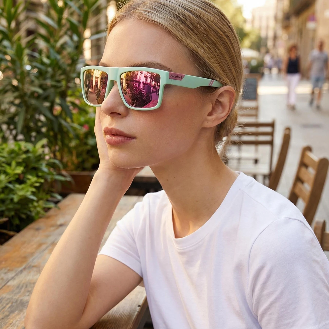 Klassische Polarisierte Herren-Sonnenbrille UV400 Winddichte Outdoor-Sportbrille für Laufen Radfahren Wandern Golf Modische Schutzbrille