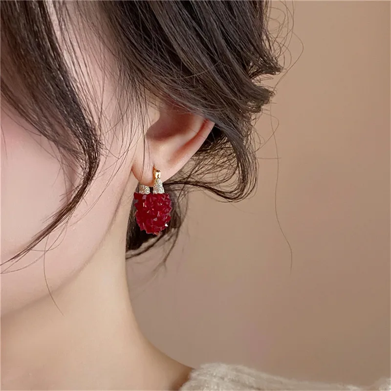 Red Crystal Earrings European And American Style Personalized Fashion Stud Earrings Ladies Girls Travel Wedding Accessories 2024