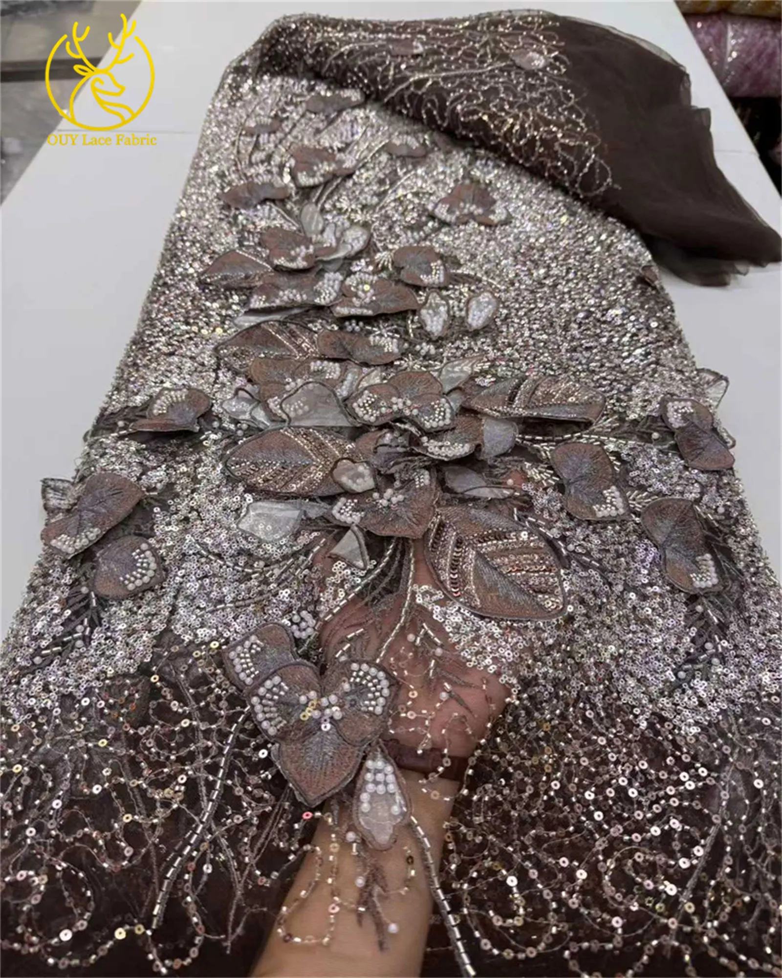 قماش دانتيل مطرز يدويًا أفريقي فاخر 2025 ترتر نيجيري فرنسي تول العريس قماش دانتيل مطرز فساتين سهرة الزفاف