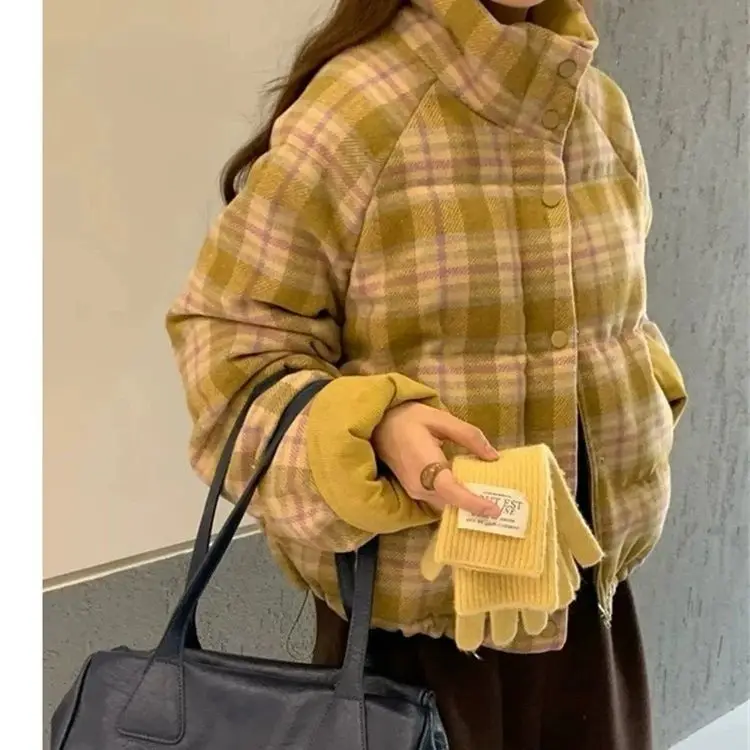 

Grid Style Stand Up Collar Warm Cotton Coat, Winter New Style Jacket, Thick and Short, Versatile