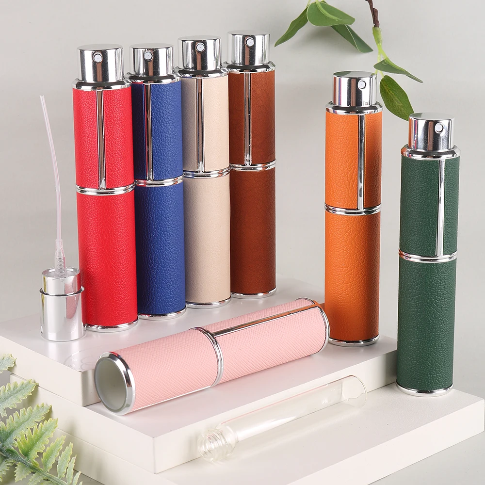 Bouteille de parfum rotative en cuir de 10 ml, récipient de voyage vide rechargeable, bouteille de colonie vide, flacon pulvérisateur portable, format de poche