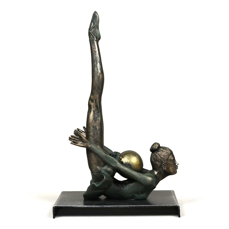 Vintage Resin Calisthenics Sculpture Iron Girl Gymnastics Statue Prize Souvenir Birthday Gift Craft Ornament Decor Accessories