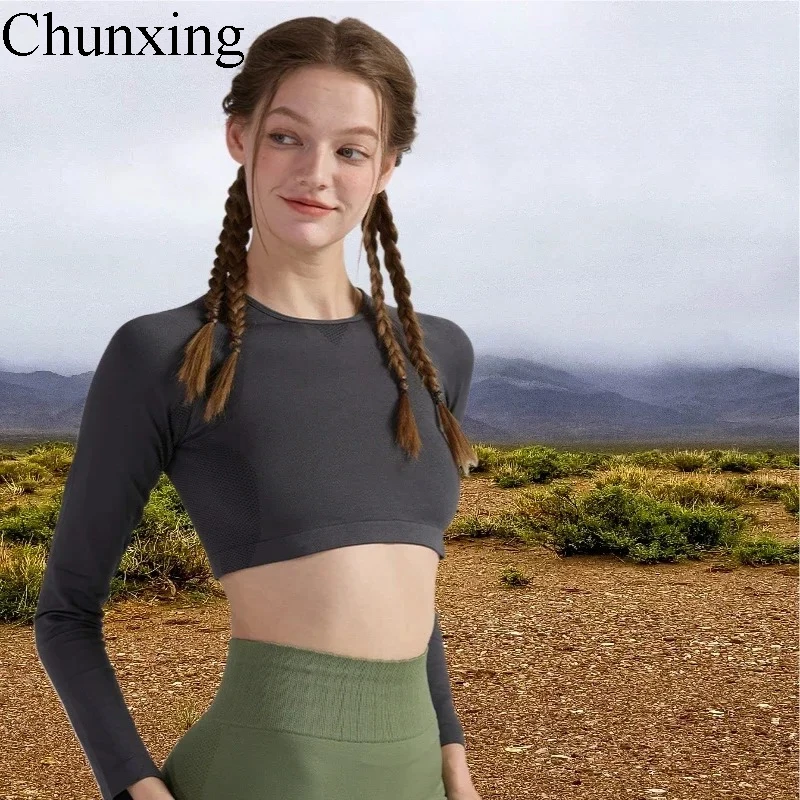 ハイエンドのシームレススポーツ長袖・半袖トップスパンツヨガウェア、不自然なラインのない多用途で自由に組み合わせ可能なセット