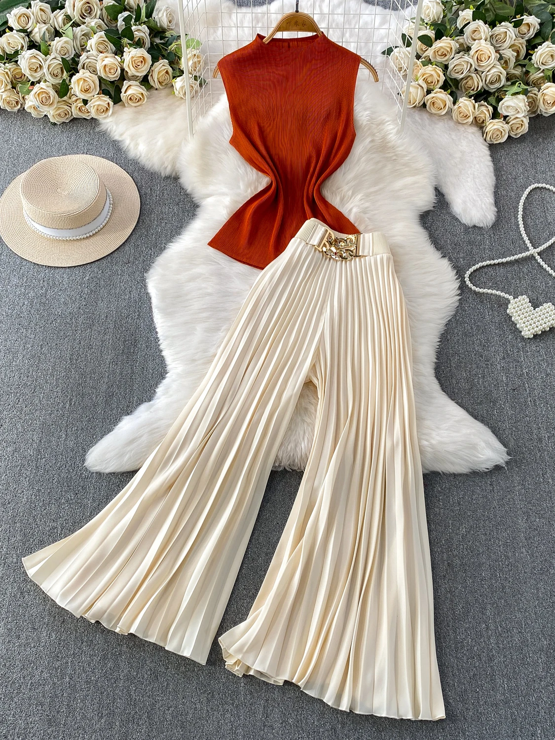 

Элегантный комплект из длинных брюк с высокой талией и жилета, модный эластичный плиссированный топ с круглым вырезом и брюки, женский ансамбль