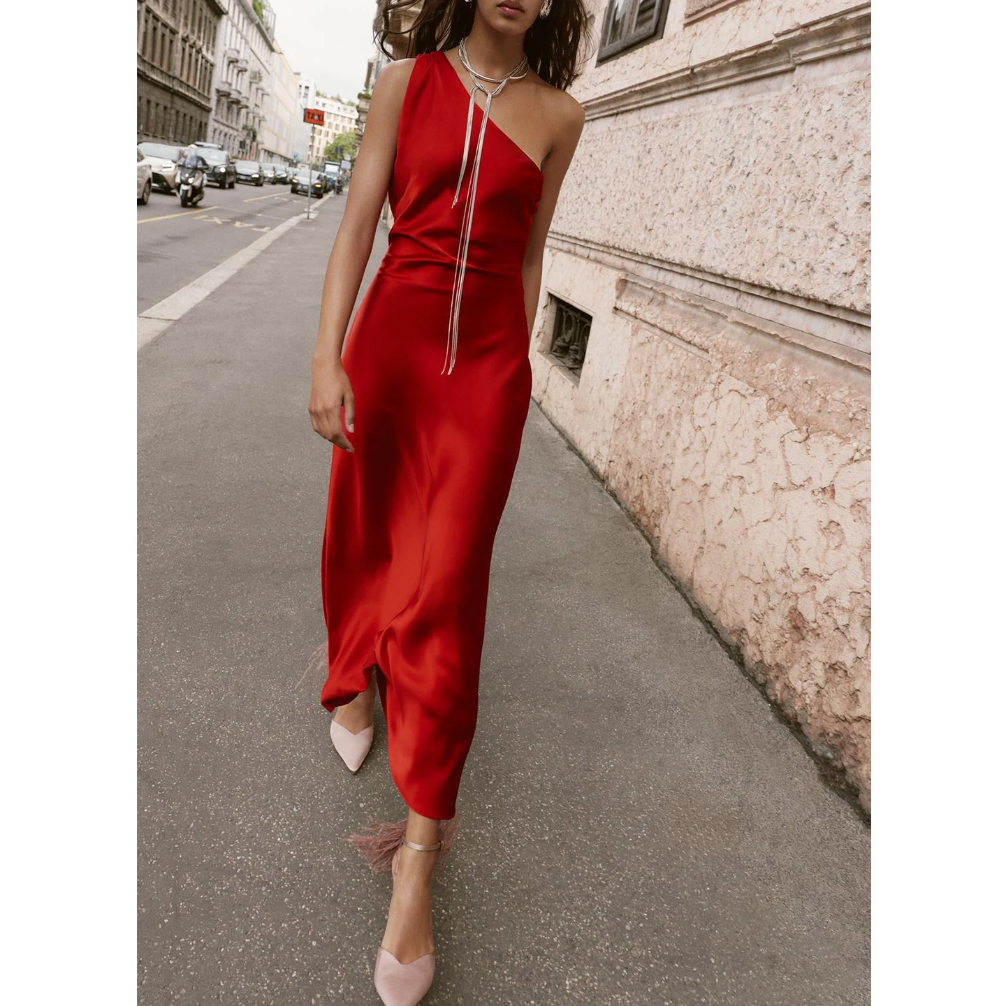 خريف جديد وصول المرأة ميدي الدكتور غير المتكافئة الحرير الساتان الملمس مطوي الزخرفية فضفاضة تناسب الجولة Ne زر واحد عادية #2