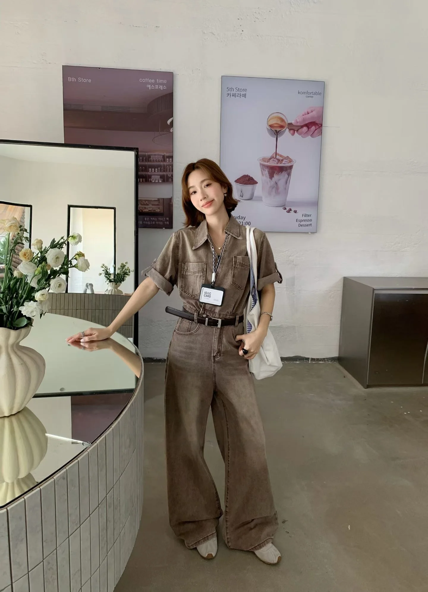 

2026 Spring New Korean Sle ort Sve Design Sense Distred Denim Straight Leg Pants Suit Women's Faionable