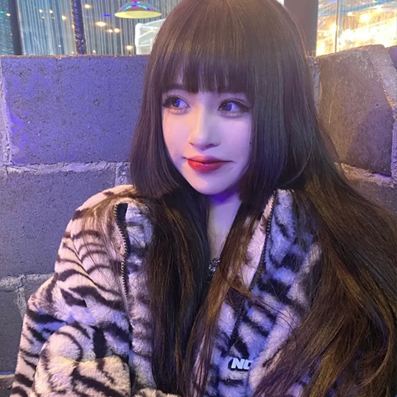 

Girls' Kawaii Natural Fashion Princess Cut Long Straight Hair Slimming Face JK Style Full Head Wig With Realistic Human Hair