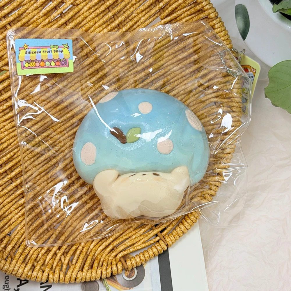silicoco-fruit-series-blue-polka-dot-apple-mushrooms-stress-relief-soft-silicone-toy-slow-rebound-soft-squishy-nulala100028