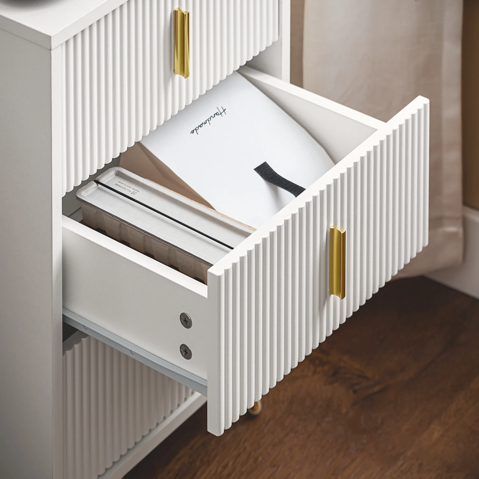 SoBuy FBT115-L 3 درج طاولة السرير لصندوق الربيع أريكة تتحول لسرير الجدول طاولة جانبية طاولة الهاتف ليلة خزانة خزانة ذات أدراج #5