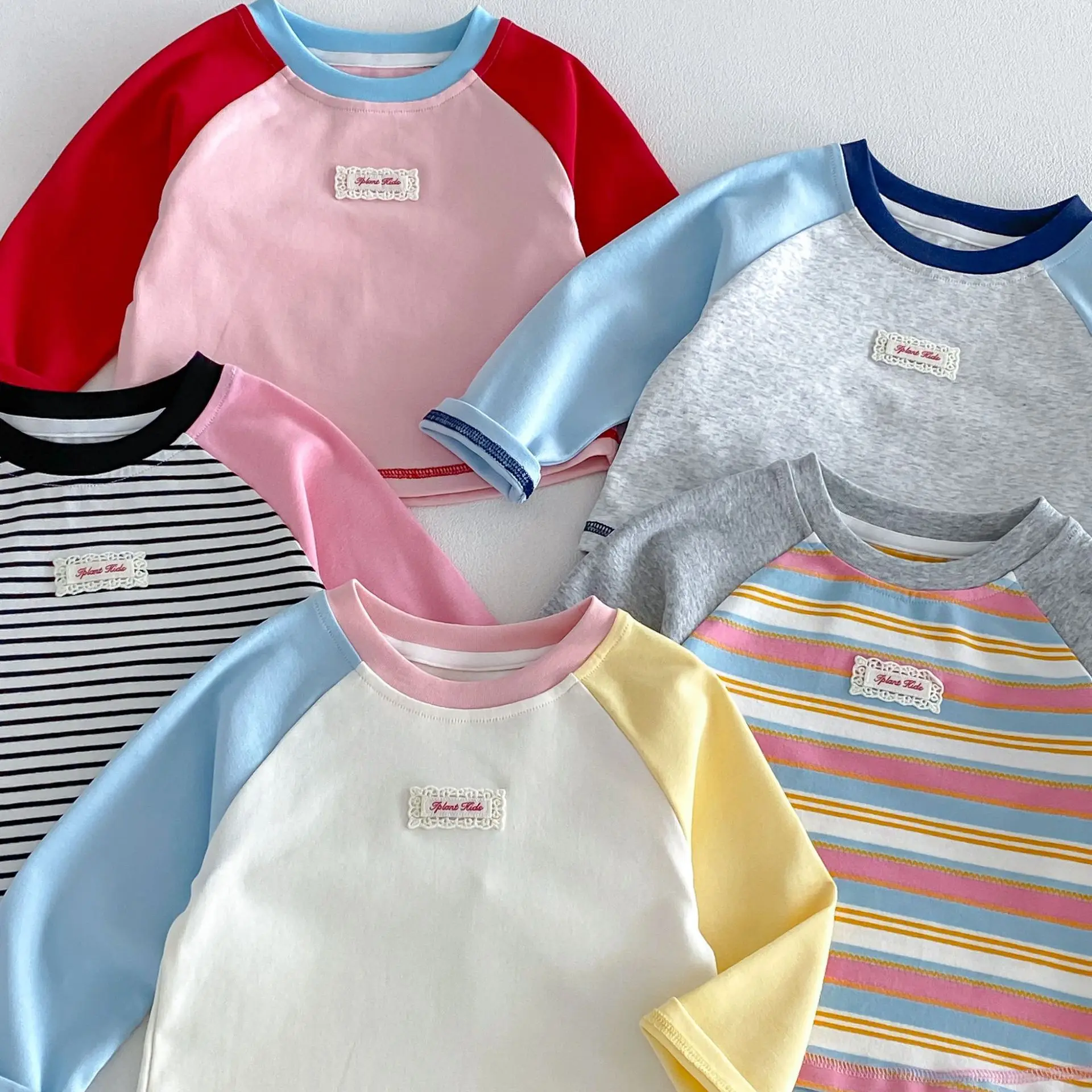 Herbst-Kinder-Langarm-T-Shirt mit Buchstaben-Aufnäher, Streifen und Farbblockierung für Mädchen und Jungen, Weiche Baumwolle Kinderkleidung – Detail 21