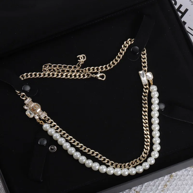 الكلاسيكية مزدوجة C سلسلة مايكرو مطعمة مكعب السكر الصغيرة الربط اللؤلؤ طبقة مزدوجة الترقوة سلسلة عصرية شخصية الرقبة