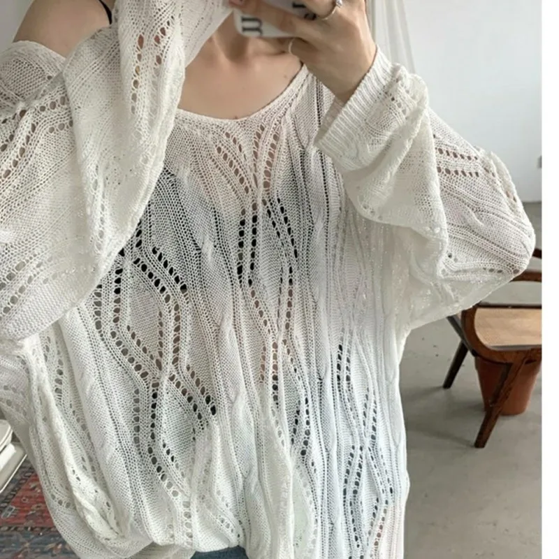 Women Hollow Out Long Sleeve Chic T-shirts V-Neck Loose Casual Beach Knit Mesh Women Y2K Tees Tops Streetwear