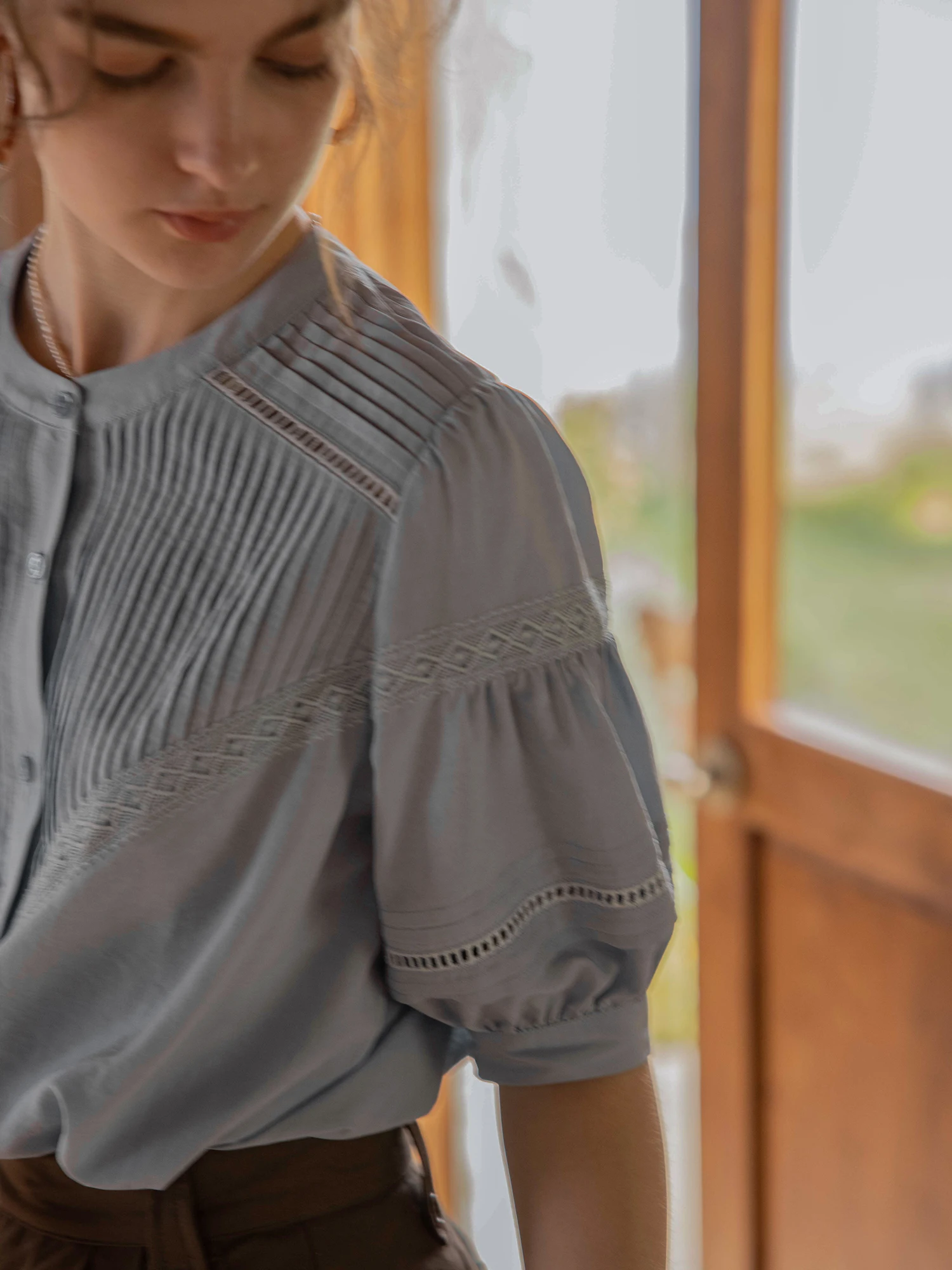 Dailyart Women's irt Pleated Drapey Lantern Sve Top Summer Vintage Loose Fit ort Sve Pure Color Single Button Closure