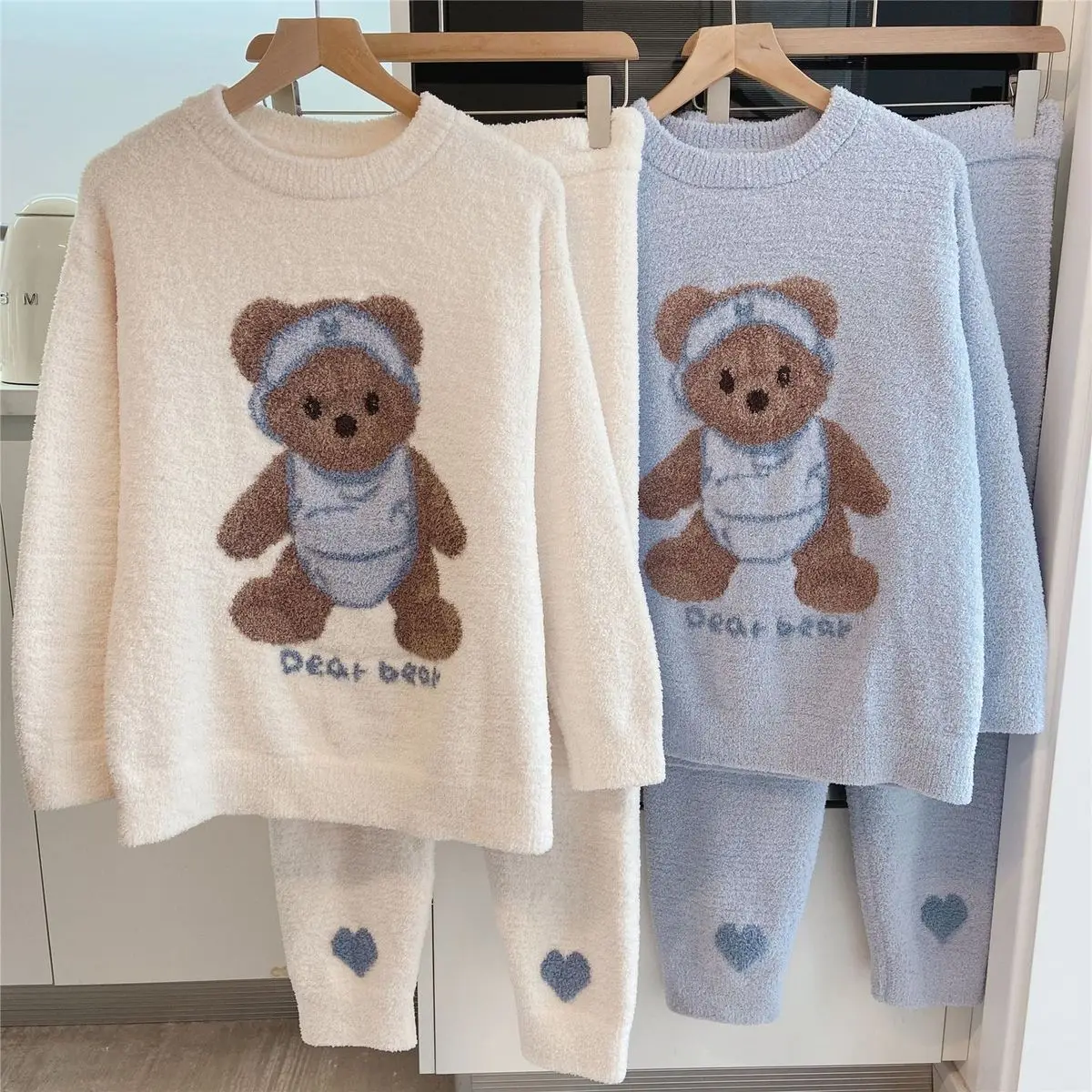 

Soft Coral Fce Spwear Women's Long Sve Set Autumn Winter Thi Casual round Ne Home Clothes Cartoon Bear Design