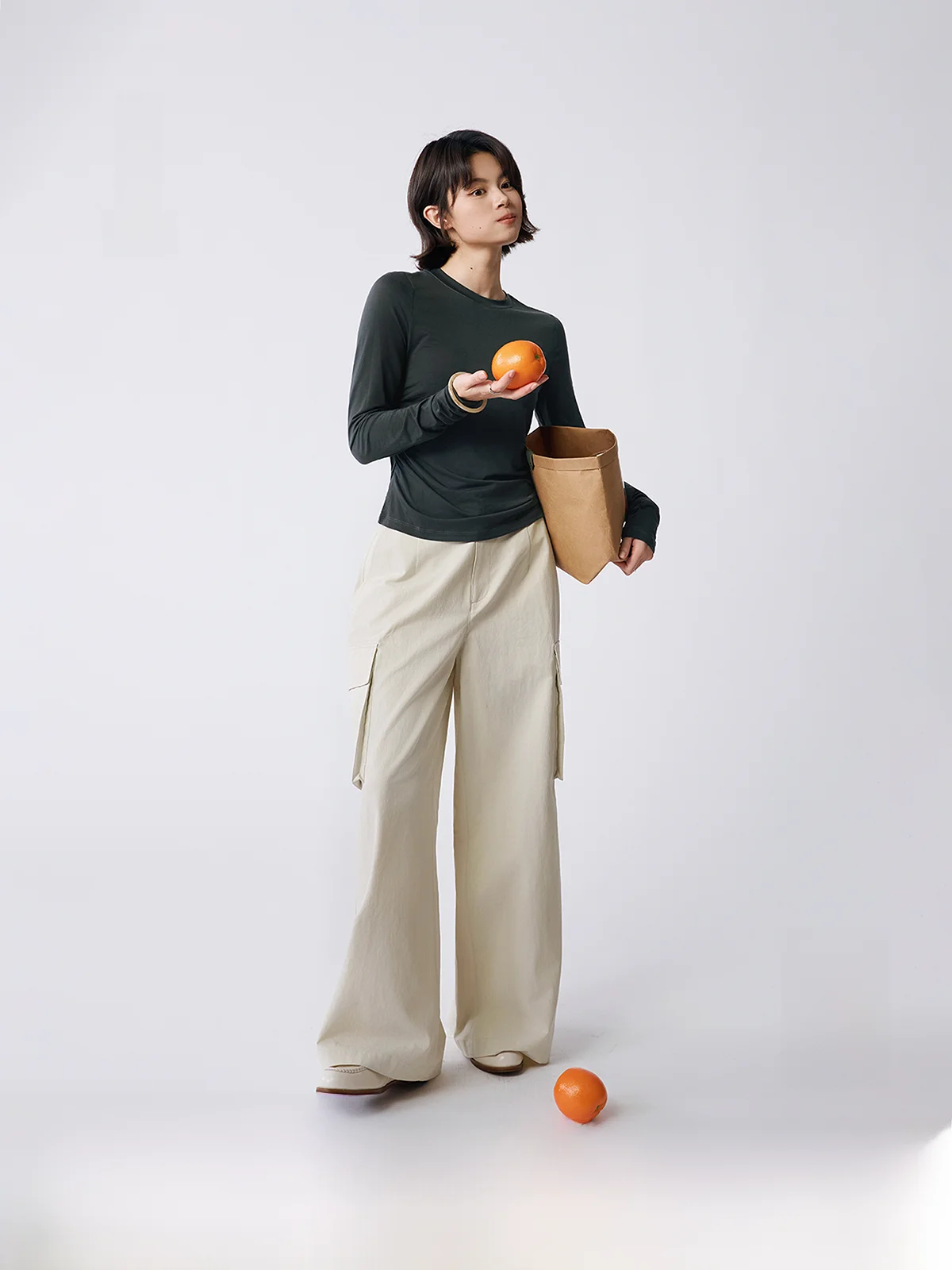 

Soft Skin-Friendly Long Sve Ruffle Ne T-irt Slim Fit round Hemline Lenzing Lyocell Fiber Commute Sle Two Colors Avai...