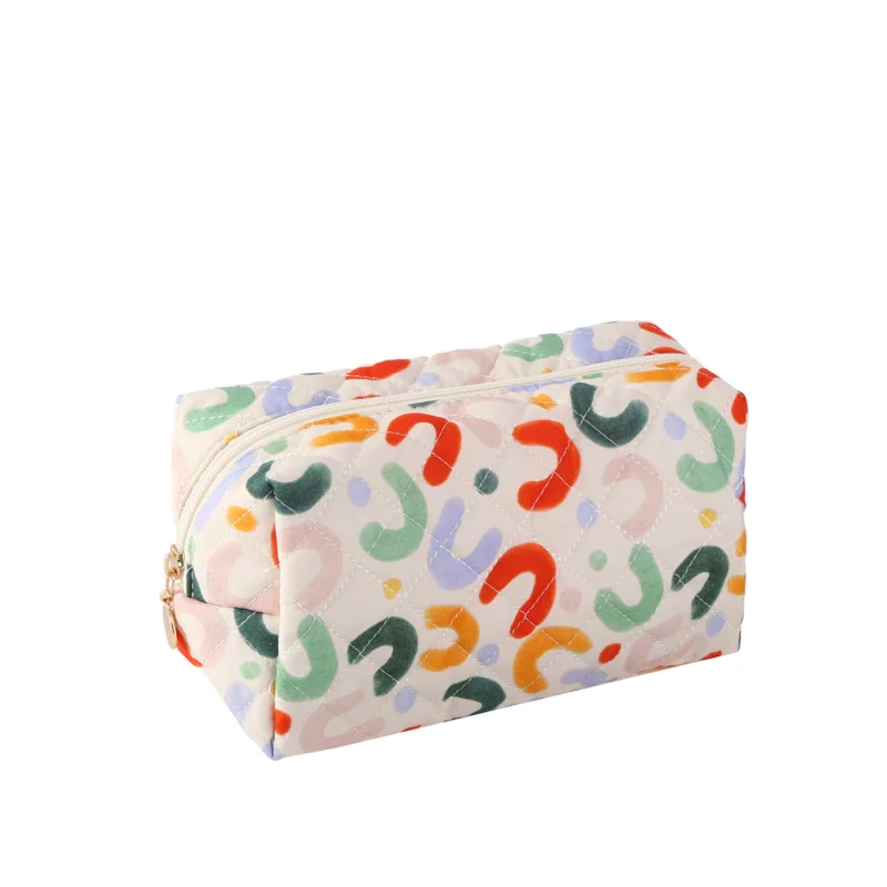 Pencil Case Storage Bag, Small Floral Quilted Makeup Bag, Travel Skincare Zipper Bag, Large-Capacity Portable Storage Bag, Soft