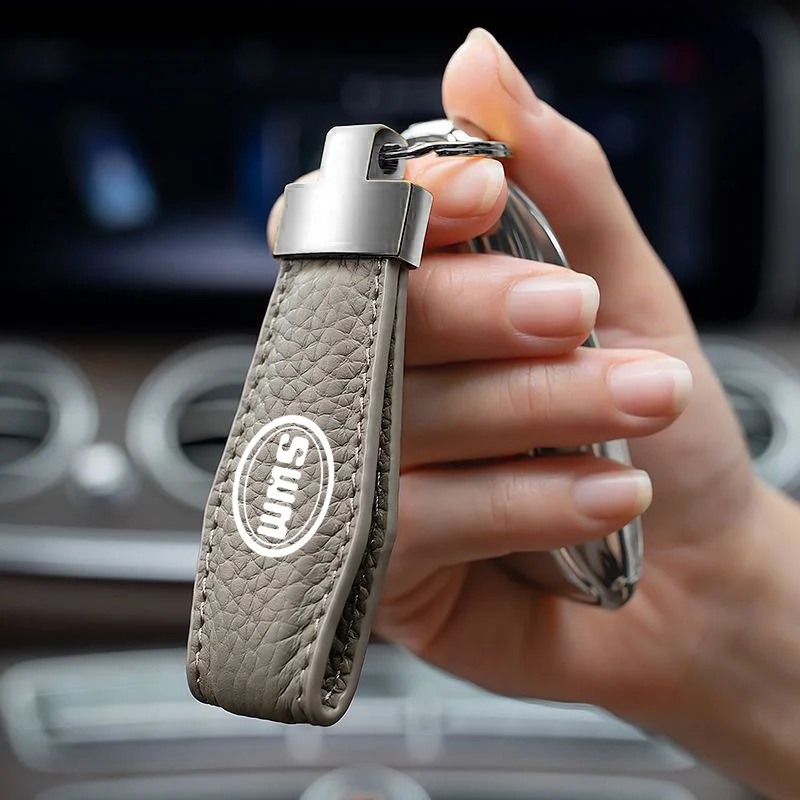 Fashion Durable Emblem Leather Car Key Ring Keychain Holder for SWM G05 G01 Swm X3 X7 EROE X2 G03F Auto Accessories Accessories