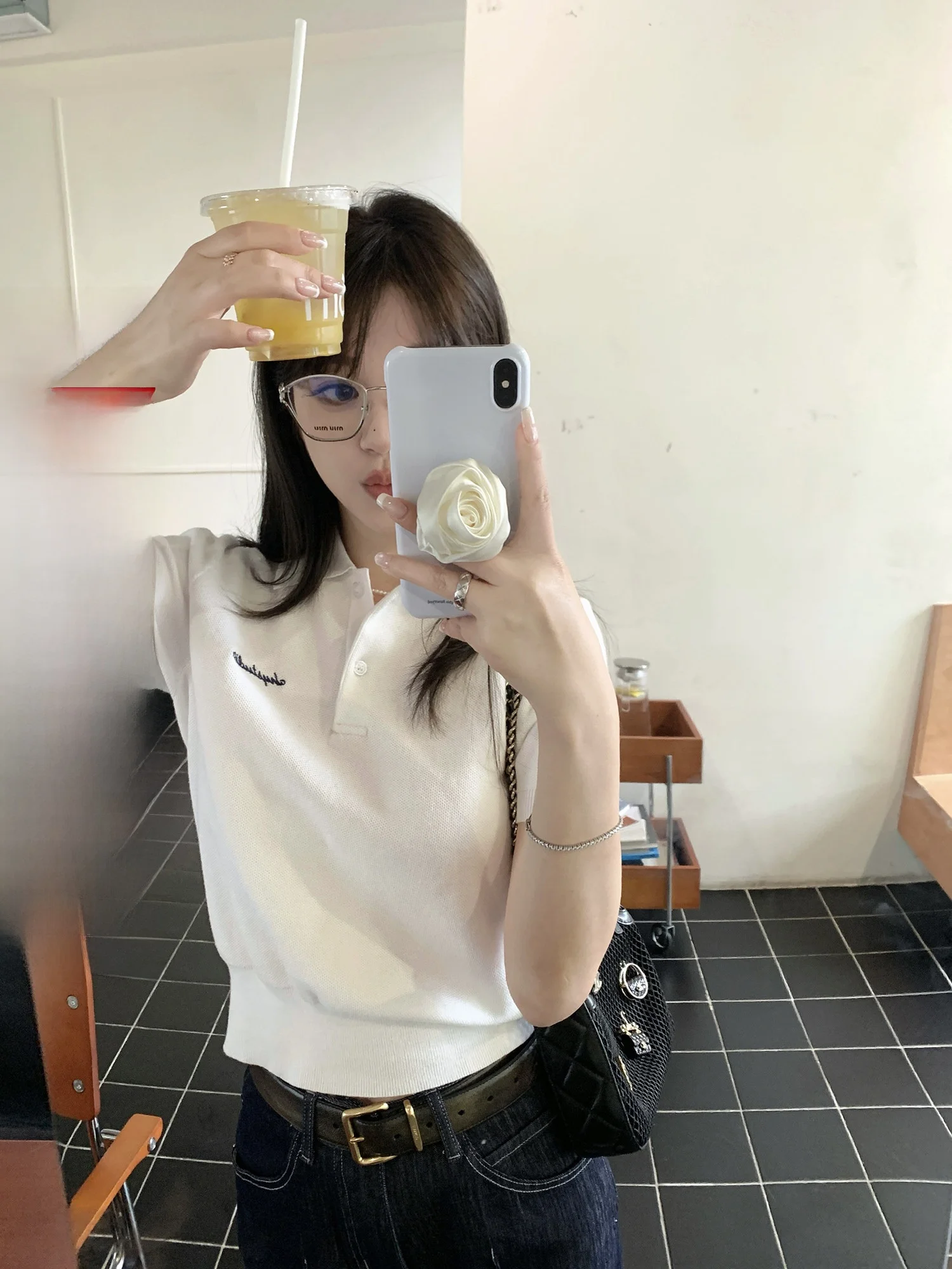 

AHY 00% Cotton Embroidered Svel irt New Arrival Comfortable Breathable Women's Faion Commute Sle ort Loos...