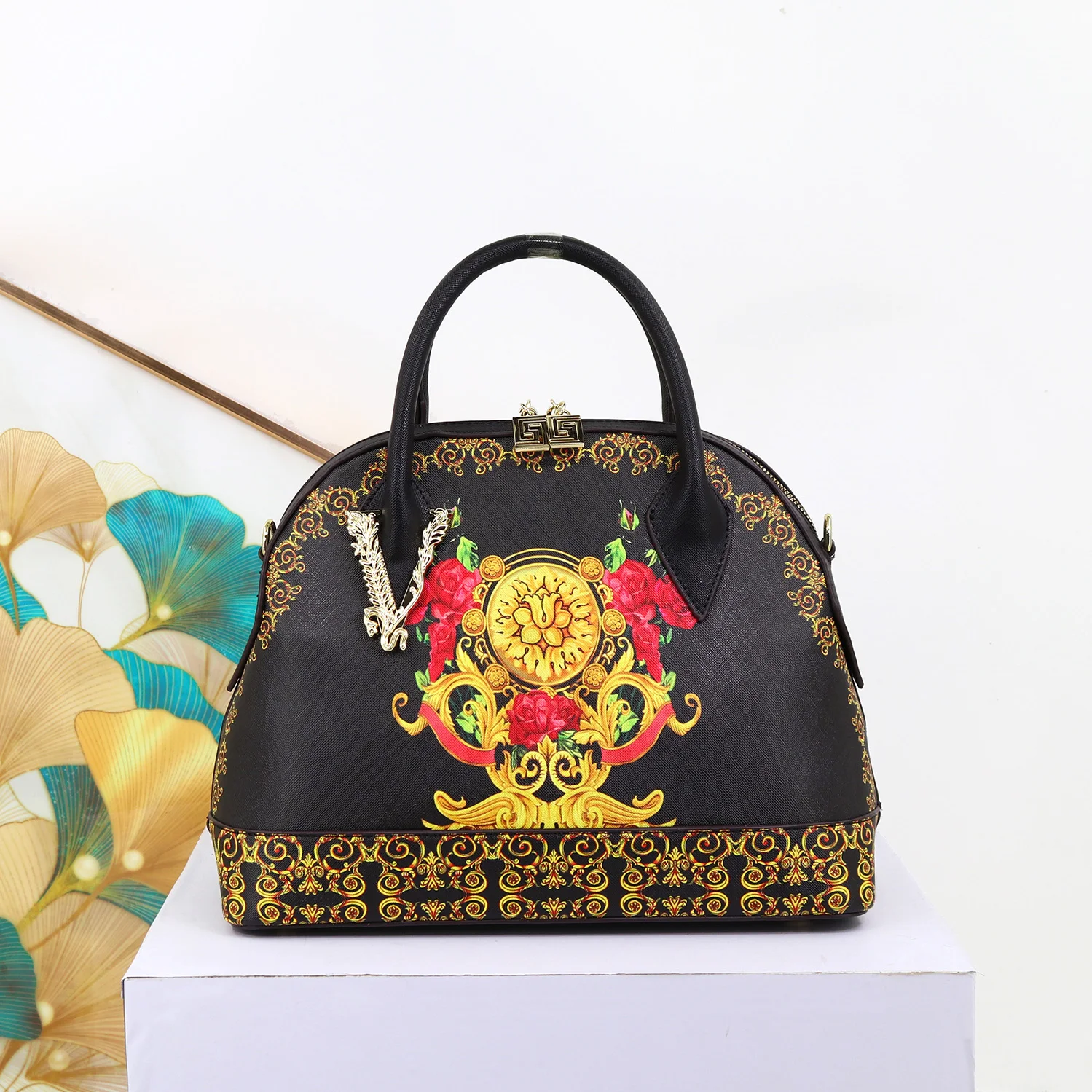 

Fashion Handbag for Women Color Full Cartoon Printing Designer Bag for Young Girls Shoulder Female Bag Factory Supplier 32 cm