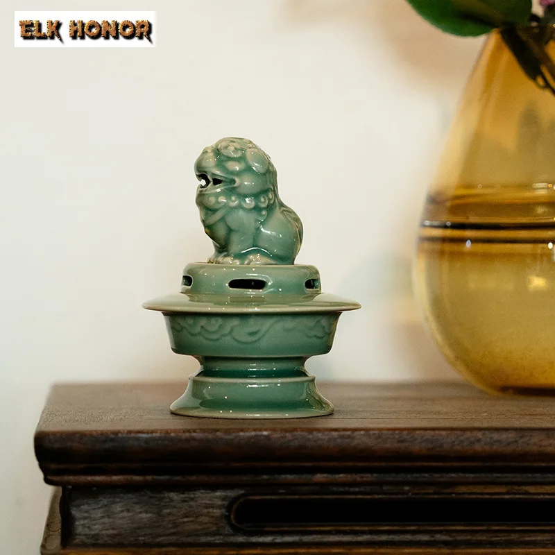 Yue Kiln Celadon Auspicious Lion Incense Burner Creative Beast Art Aromatherapy Furnace Censer Holder Zen Tea Table Decoration