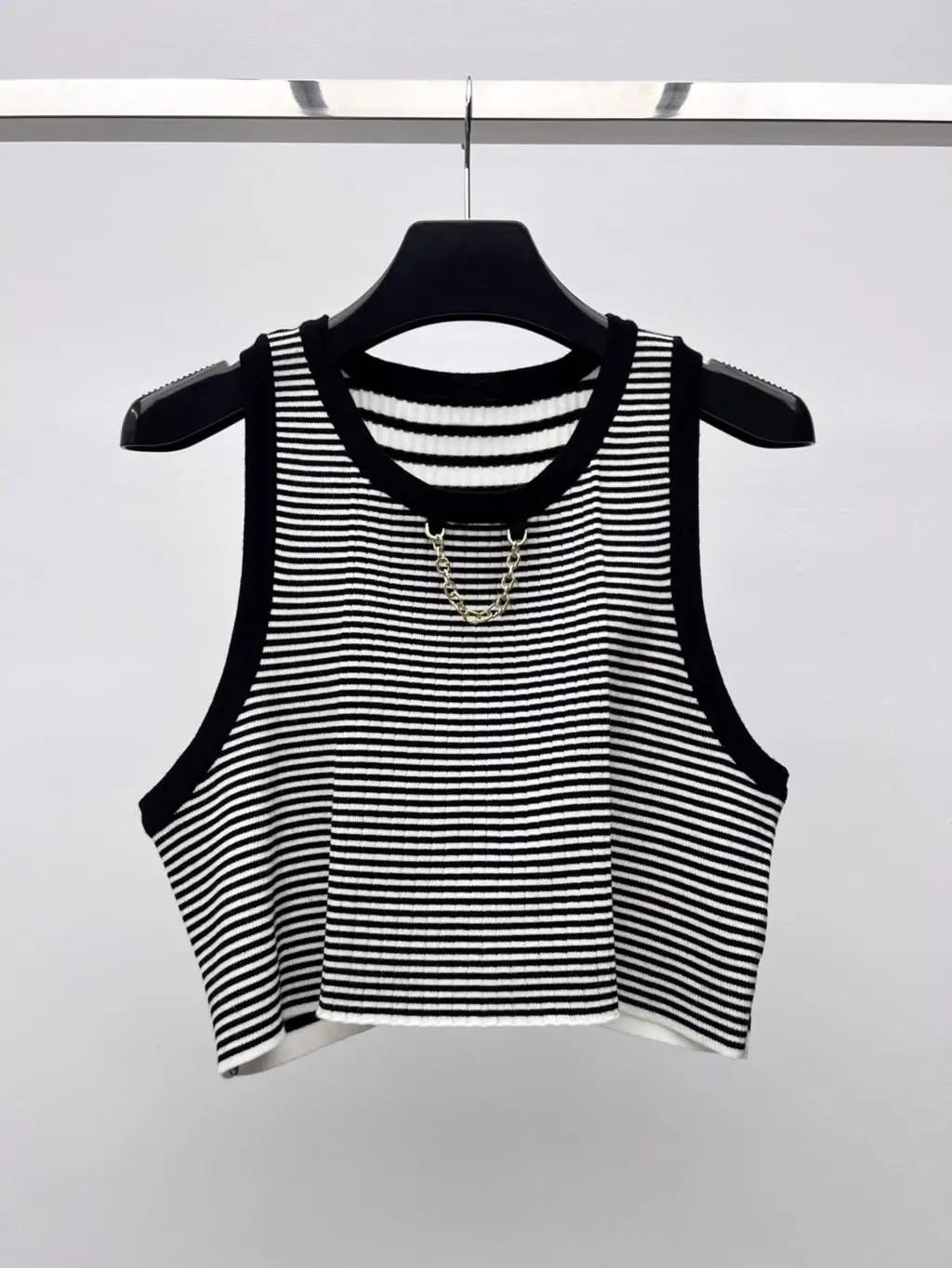 

Vest Short round Neck Design Fashionable Elegant Slim Fit Slimming Casual All-Matching 2023 summer women's new hot