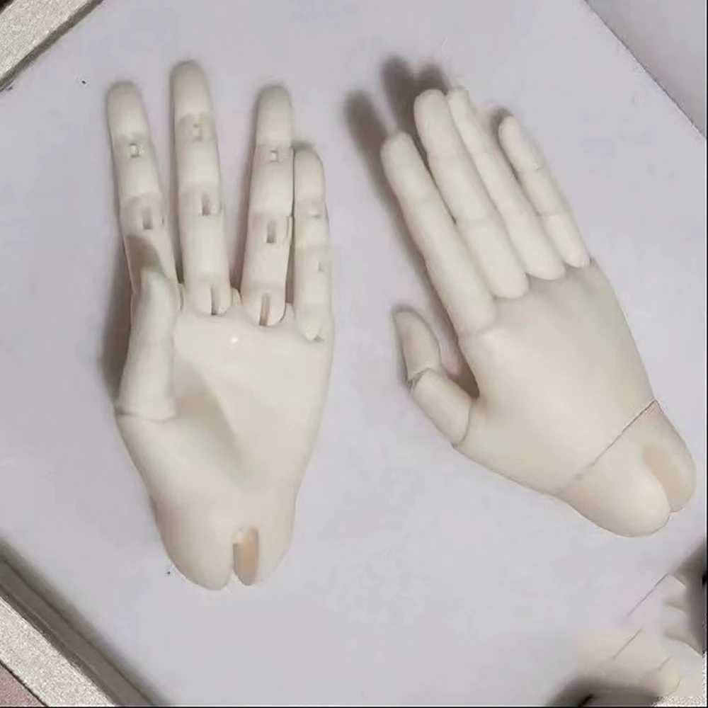 

1/4 Doll Hand Shape Resin For 1/4 BJD Doll Body Doll Accessories Jointed Hands Doll Figures