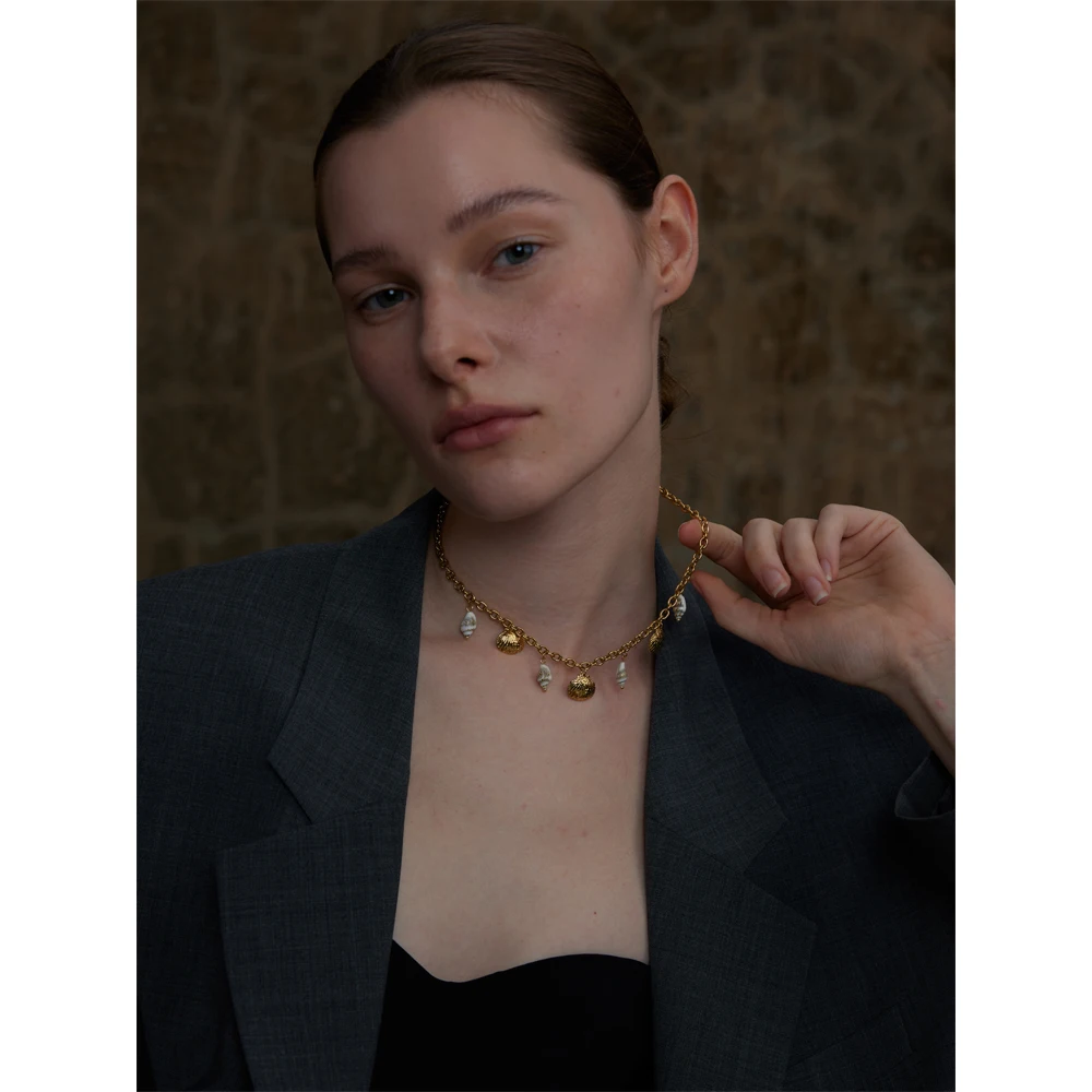 Yhpup Natural Shell 18k Gold Pvd Plated Charm Pendant Handmade Necklace for Women Holiday Fashion Accessories Jewelry Waterproof