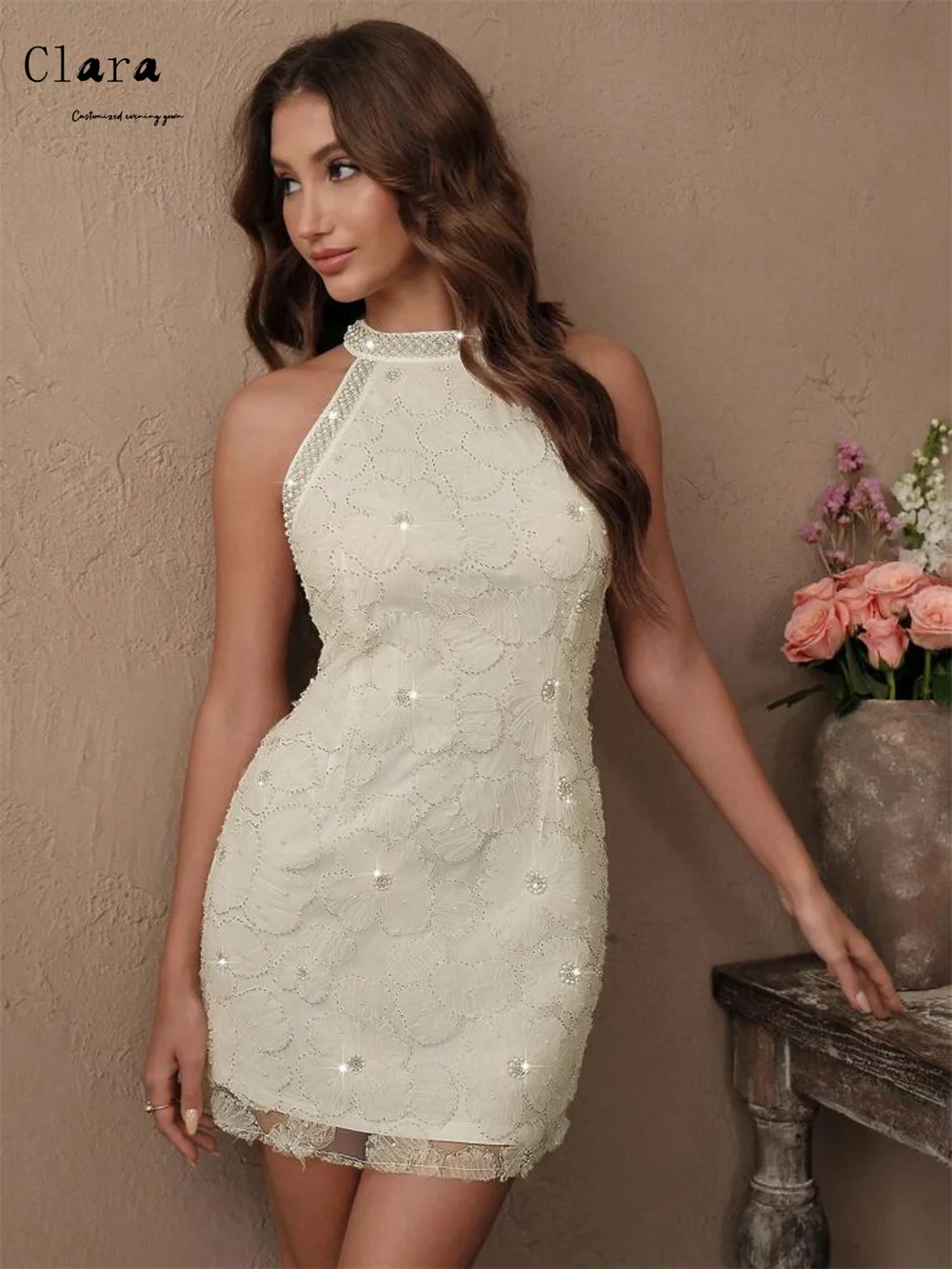 Clara Custom Weißes langes Ballkleid mit Rundhalsausschnitt und glänzenden Blumen 2025, elegantes Hochzeitskleid für Damen, maßgeschneiderte Anlasskleider Gala