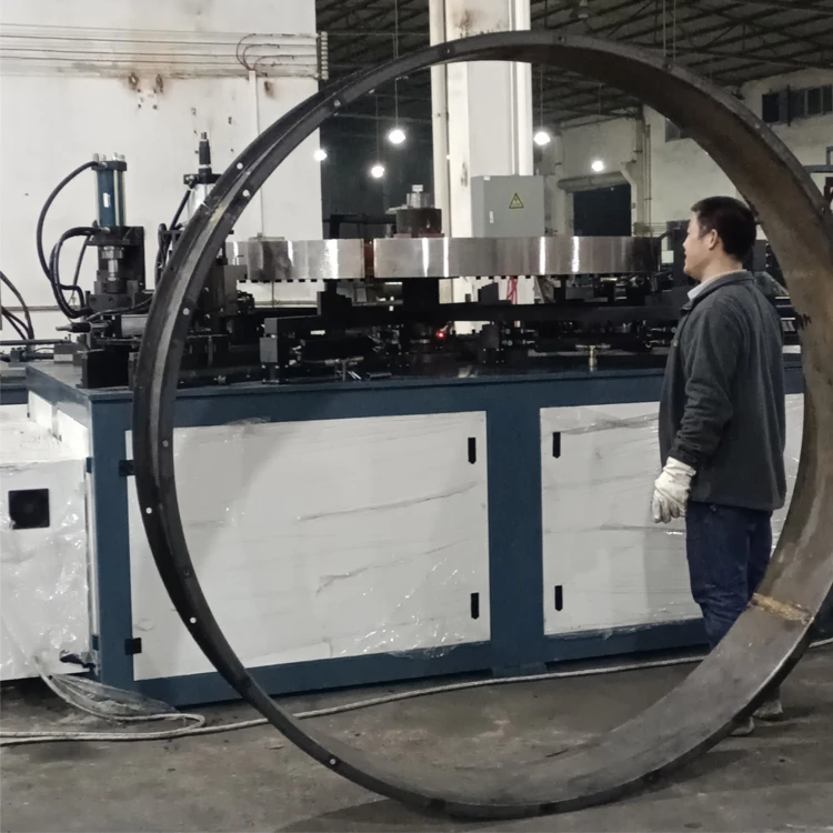 Multifunktionale automatische hochpräzise Dish Edge Curling Axial-Kreiselventilatorflansch-Spinnformmaschine