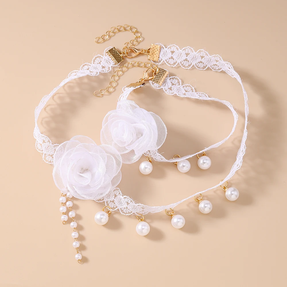 Aihua Elegante Weiße Perlen-Rosenblüten-Halskette für Damen, Imitationsperlen-Kurzkette, Choker, Hochzeitsschmuck, Geschenke – Detail 3