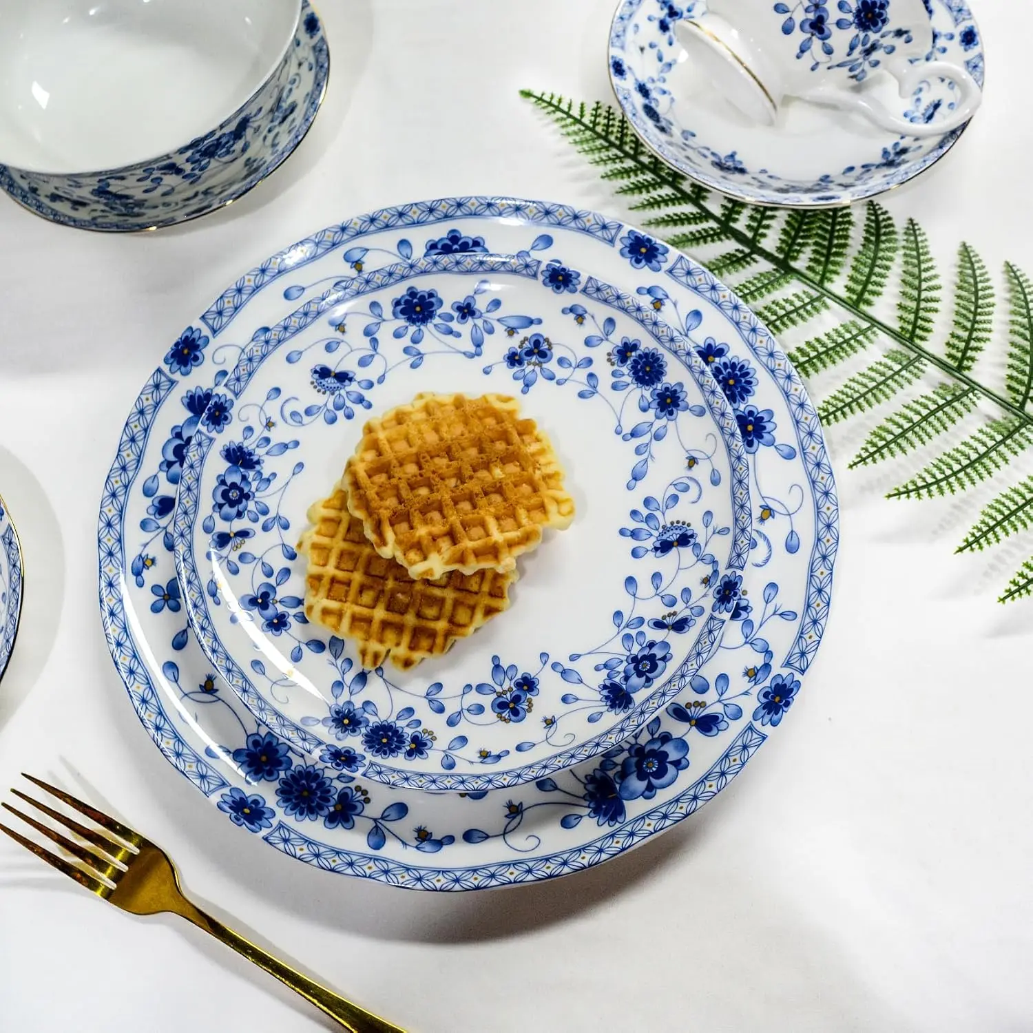 12-Piece Blue and White Porcelain Dinnerware Set, Fine Bone China Plates and Bowls Set, Service for 4, Blue A
