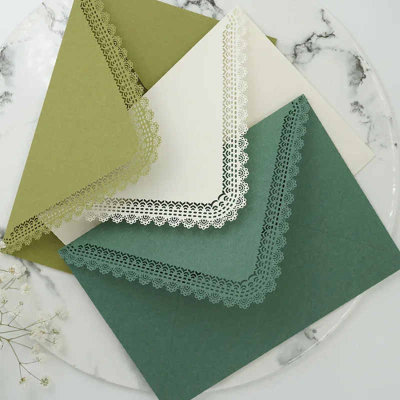 

1PC Kawaii Lace Paper Envelopes Cute Cash Envelopes Wedding Party Invitation Cards Letter Pads Cover Korean Stationery