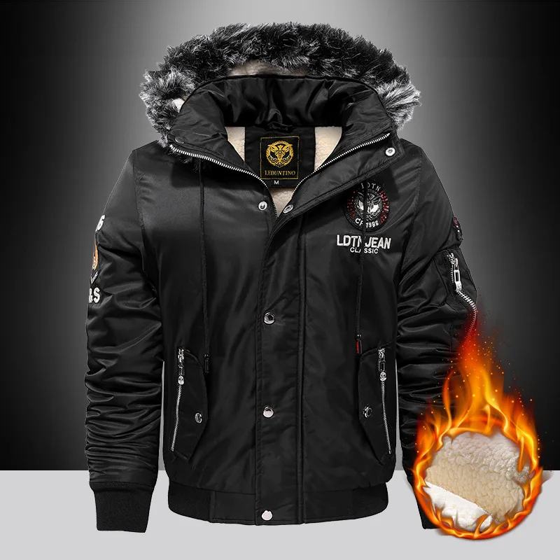 Forro de felpa gruesa Moda Tallas grandes Sombrero desmontable Invierno Cálido Parka Hombres Negro Azul Rojo Chaqueta de algodón Chaqueta con capucha Chaqueta con capucha Hombres Militar Fleece Combat Rompevientos