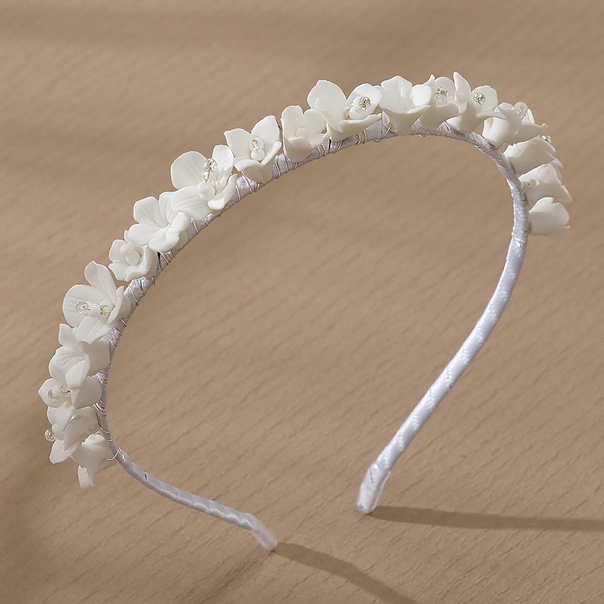 Trendy White Ceramic Flower Headband Wedding Headpiece Handmade Headpiece Women Bridal Crown Bride Hair Accessories Jewelry
