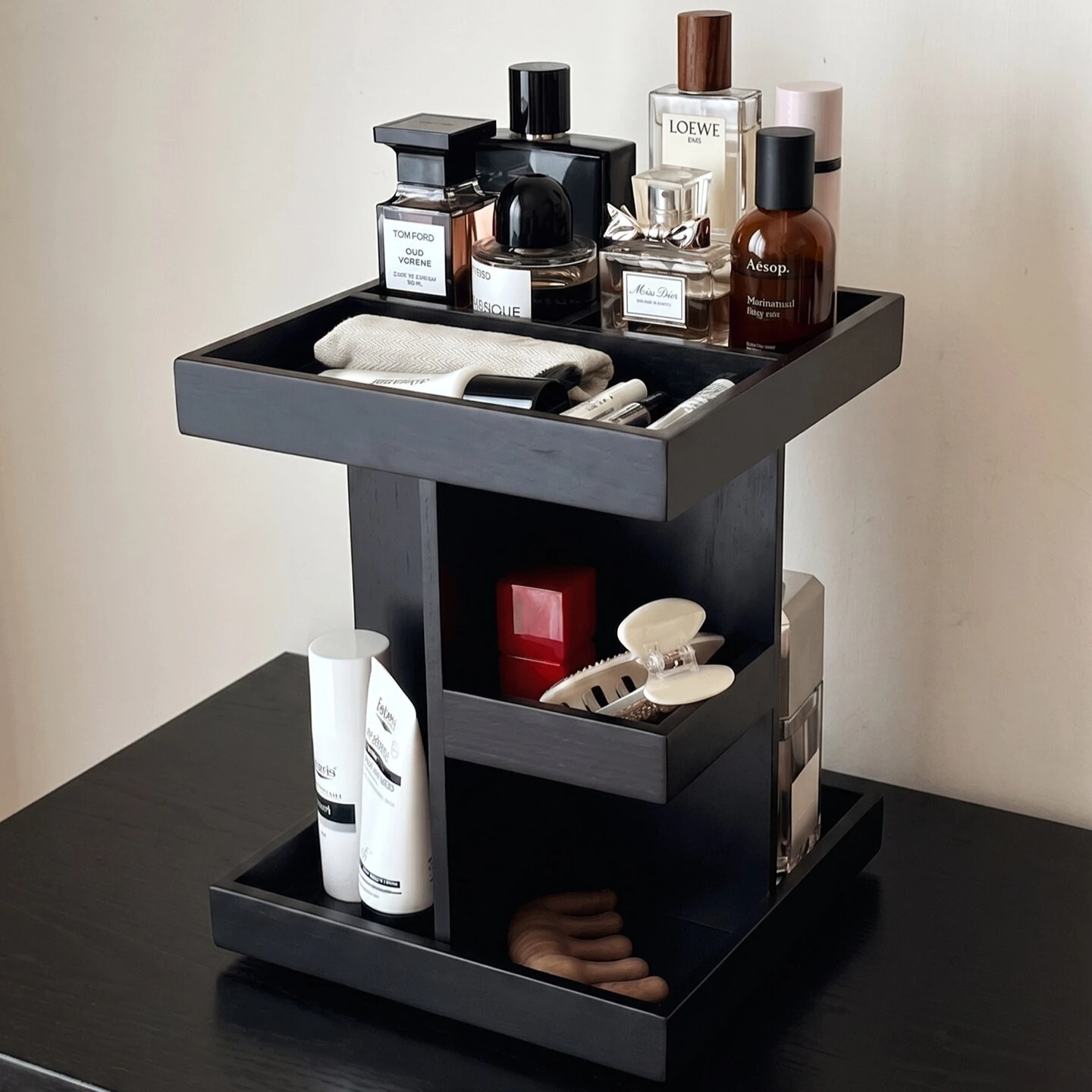 Rotatable Cosmetic Storage Organizer Luxury Desktop Skincare Perfume Rack Multifunctional Countertop Display Shelf