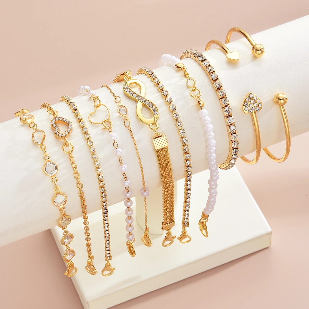11 Pcs Boho Pearl Crystal Heart Infinity Sign Bracelets for Women Vintage Elegant Gold Color Bracelets Sets New Vacation Jewelry