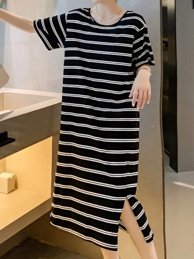 ขนาดบวกลายแขนสั้นเสื้อยืดชุดฤดูร้อนใหม่ O-คอแยกกุ๊นหลวมชุดลําลองแฟชั่นผู้หญิงเกาหลีเสื้อผ้า