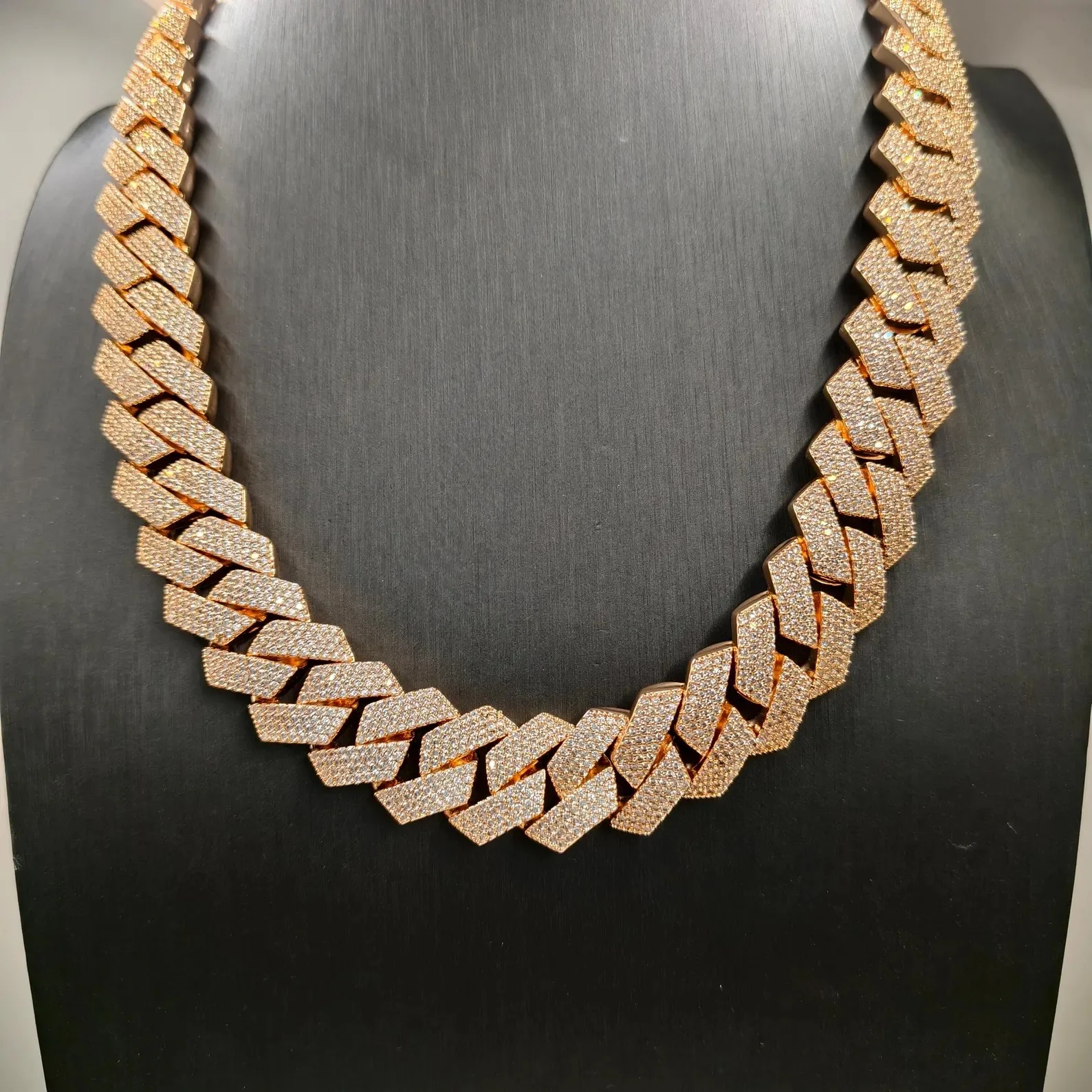Cheaper Factory Moissanite Cuban Chain 925 Silver Rhodium Plated Hip Hop Iced Out Link Chain Fine Jewelry DEF VVS Unisex.